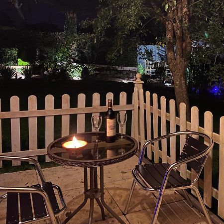 The Duck House Apartment สวอนซี ภายนอก รูปภาพ