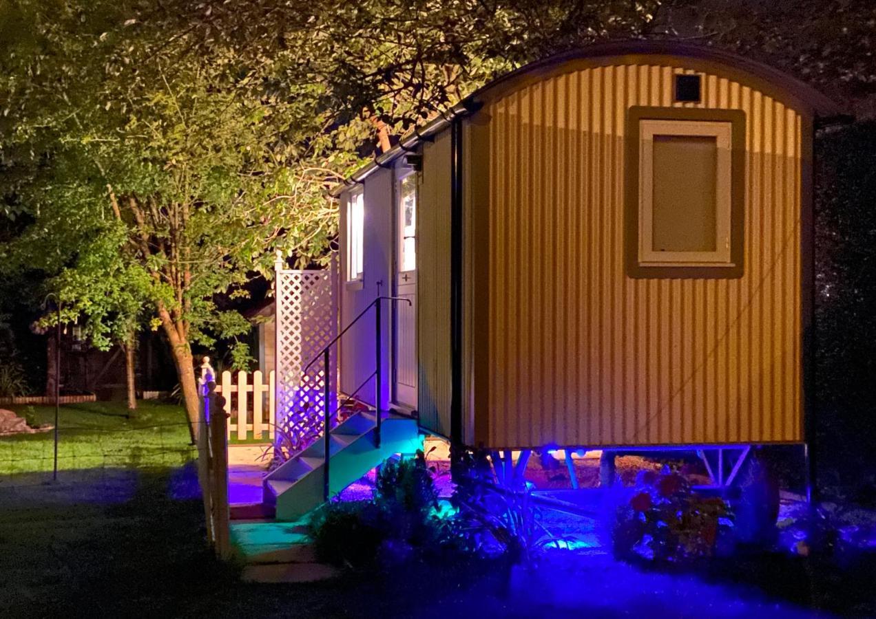 The Duck House Apartment สวอนซี ภายนอก รูปภาพ